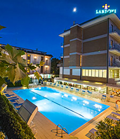 Piscina Hotel Lanzoni Pinarella di Cervia