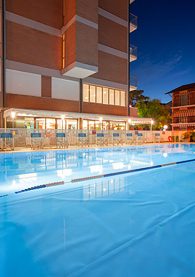 Piscina Hotel Lanzoni Pinarella di Cervia